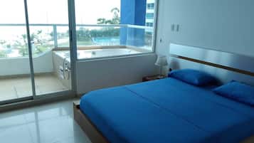 6 bedrooms, WiFi