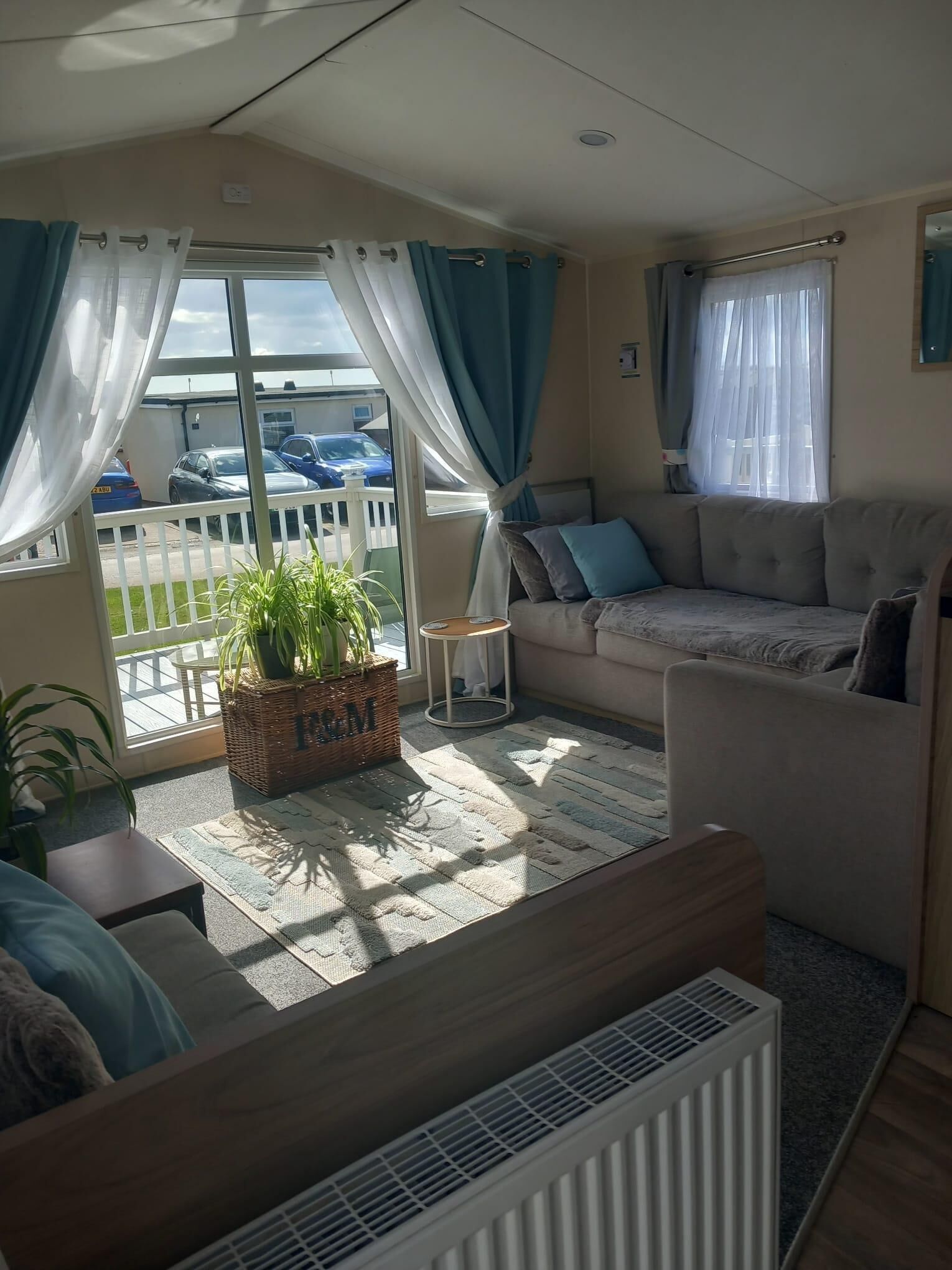 Stunning Caravan With Decking At Solent Breeze In Hampshire Ref 38088sb - Fareham