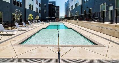 Cozy 1-bedroom condo 5 min walk to Beale Street