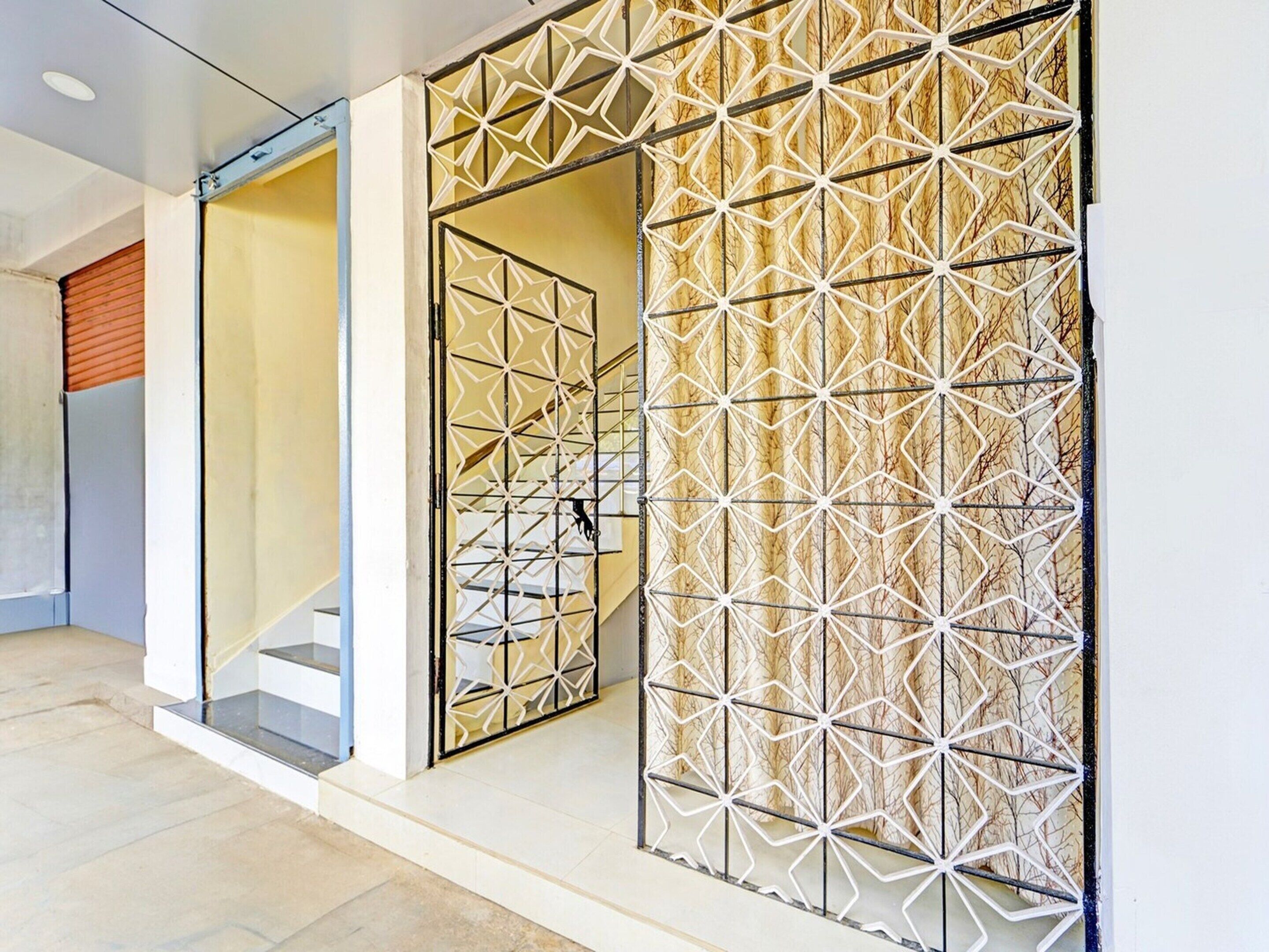 House | Reception