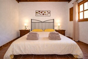 House | 1 bedroom, individually furnished - Samuel's House With Private Pool (Granadilla de Abona)