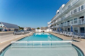 A heated pool - Modern 2 Bedroom Condo at The Cape Cod (Wildwood)