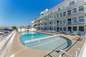 A heated pool - Modern 2 Bedroom Condo at The Cape Cod (Wildwood)