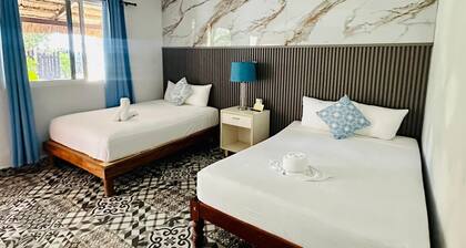 Viewpoint house near the Cenote Azul and the lagoon