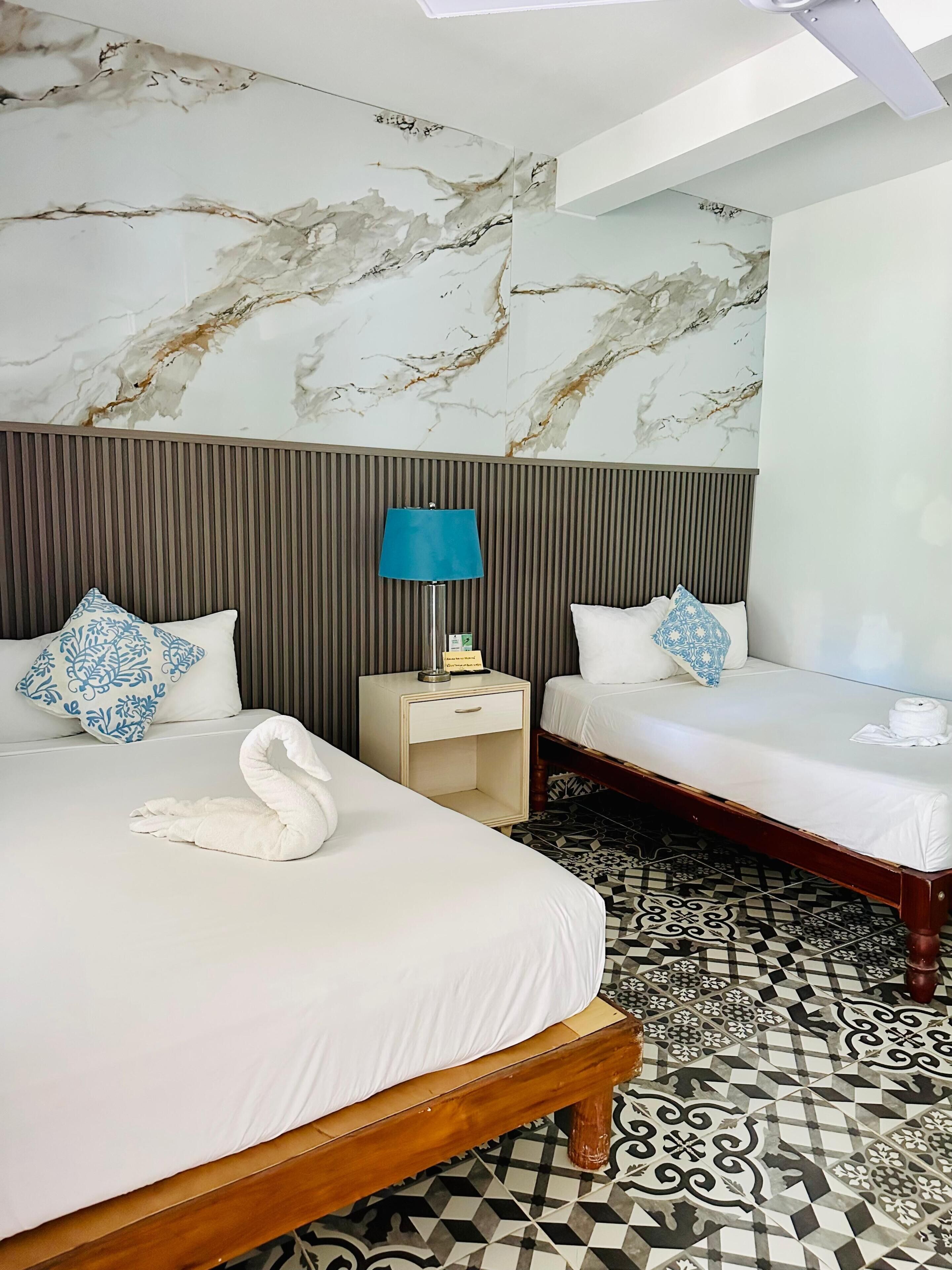 4 chambres, fer et planche à repasser, Wi-Fi, draps fournis