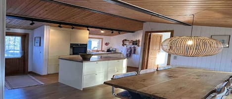 House | Dining