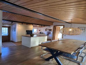 House | Dining - 4 Star Holiday Home in Vaeggerlose (Vaeggerlose)