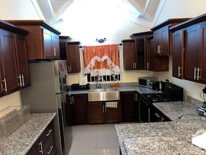 House, 3 Bedrooms, Accessible, Patio | Interior - Luxurious 3-bedroom House in Ocho Rios With Private Entrance (Ocho Rios)