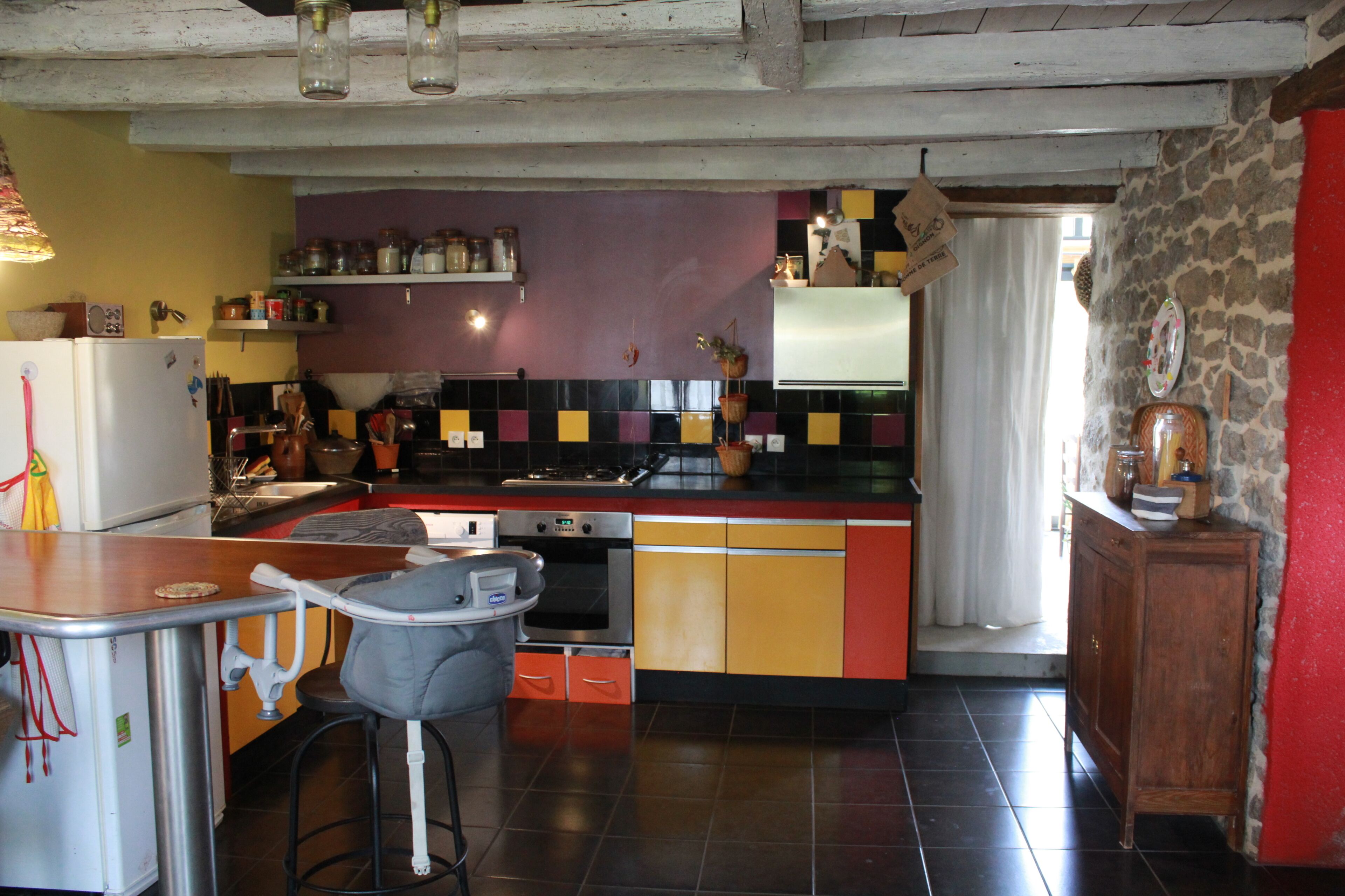 Réfrigérateur, four, plaque de cuisson, lave-vaisselle