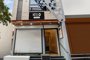 House | Reception