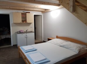Studio (Duplex Studio Apartment with Terrace)