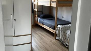 Apartment (One Bedroom Apartment with Terrace an)