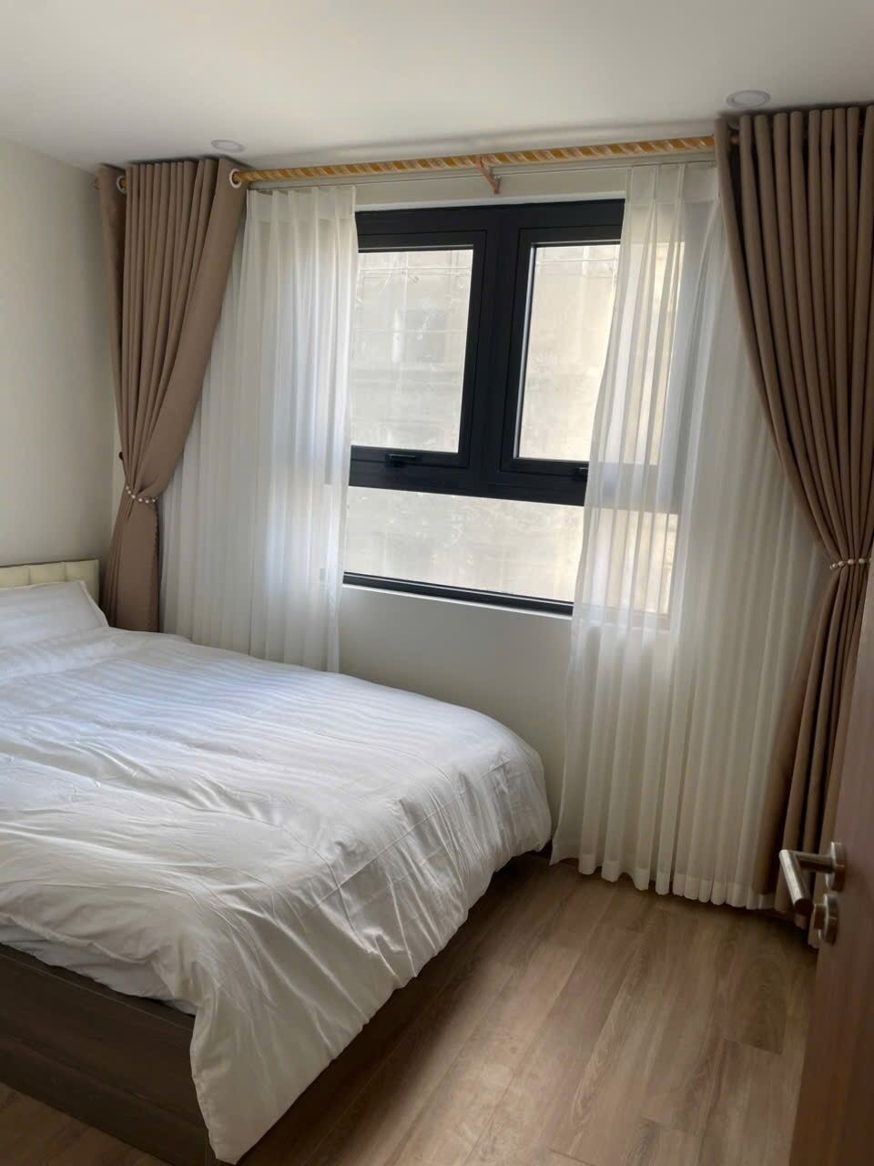 3 bedrooms, WiFi, bed sheets, wheelchair access