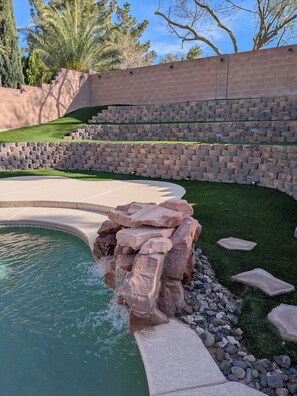 Pool - Pool home in Sunridge Park (Henderson)