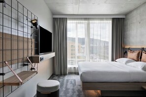 Room, 1 Queen Bed, City View - Moxy Aarhus (Aarhus)