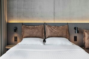 Room, 1 Queen Bed, City View - Moxy Aarhus (Aarhus)