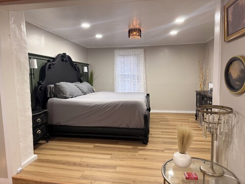 Peaceful 4-bedroom farmhouse with hot tub close to ATV trails and WinterPlace