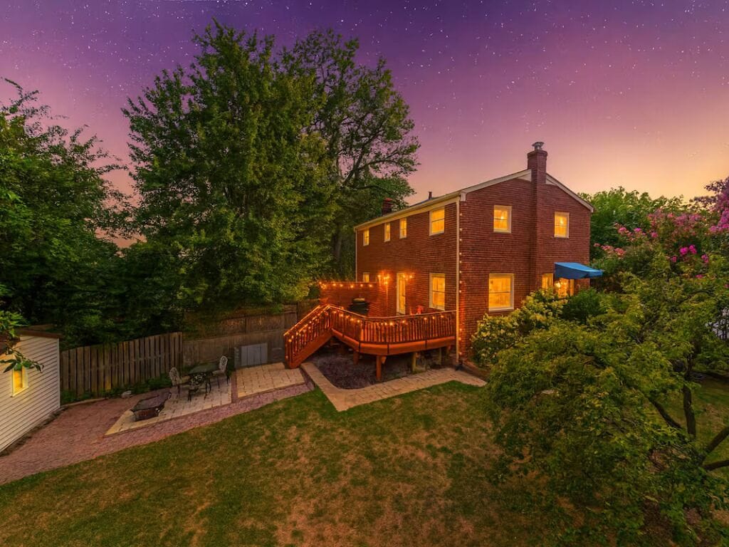 Relax under the stars - beautifully lit outdoor deck & surene space to unwind!
