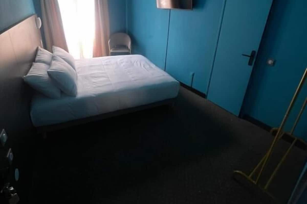 Deluxe Double Room | Laptop workspace, WiFi (free)
