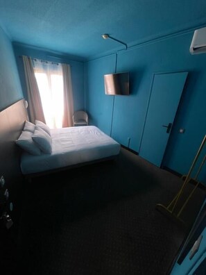 Deluxe Double Room | Laptop workspace, WiFi (free) - hôtel la fregate (Canet-en-Roussillon)