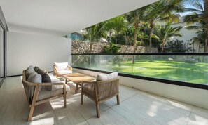 Property grounds - Narval: Oceanfront 2BR w Pool + Beach Access (Bucerías)