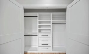 Interior - Salt Air Escape Beautiful 4-bedroom house in charming Long Branch (Long Branch)