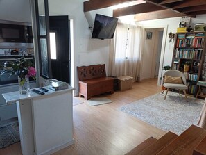 Interior - Boavista Retreat (Porto)