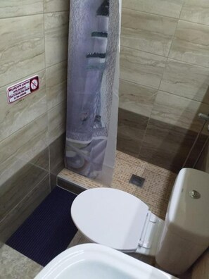 Shower, hair dryer, towels, soap - Cozy apart Kontouli - Perfect studio apartment-5 min walk from Acropolis (Athina)