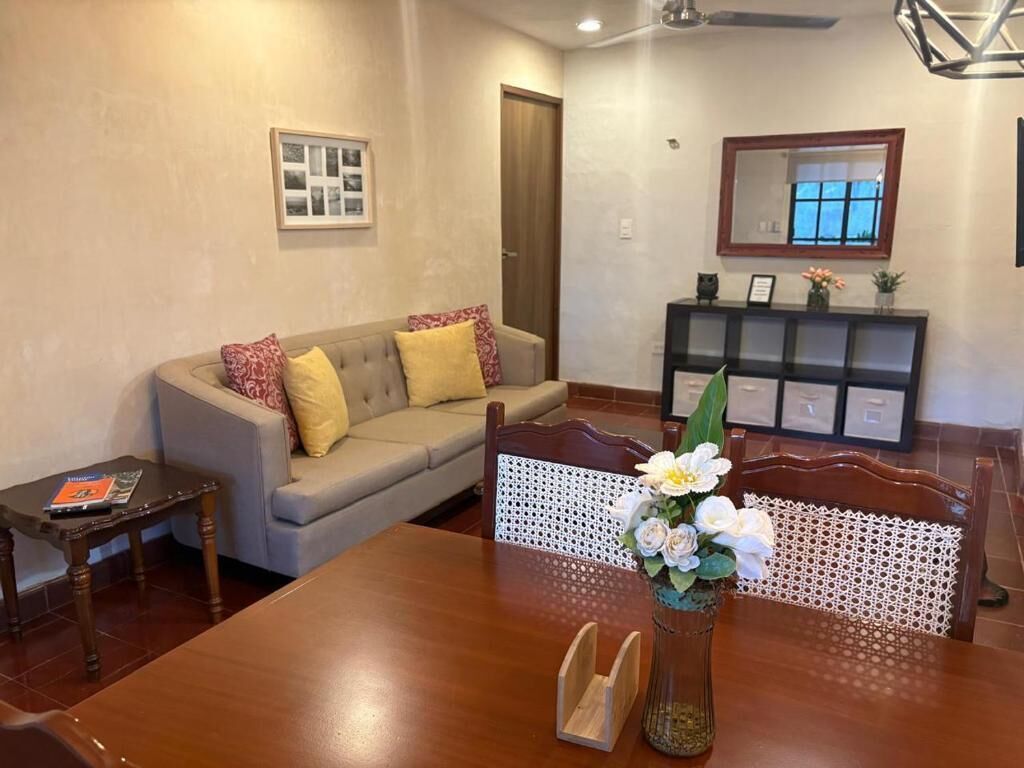 Leilighet, aircondition, hageutsikt | Oppholdsområde