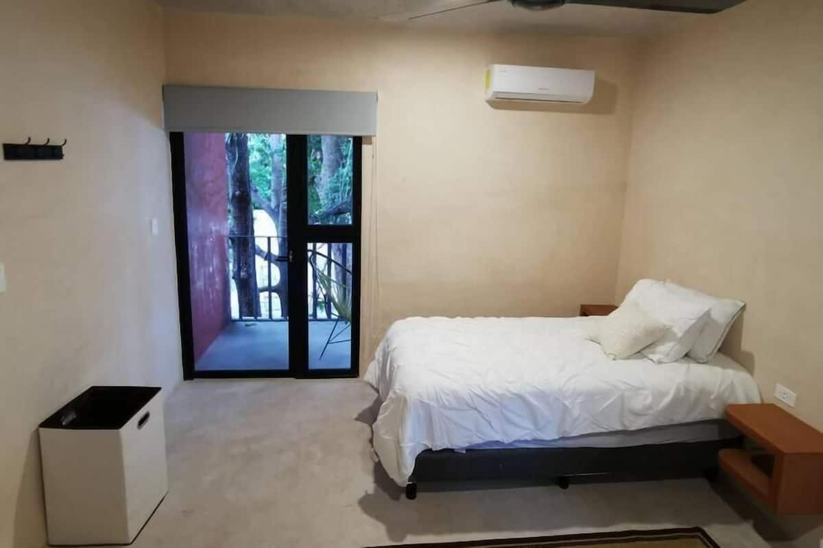 Superior Apartment, Garden View