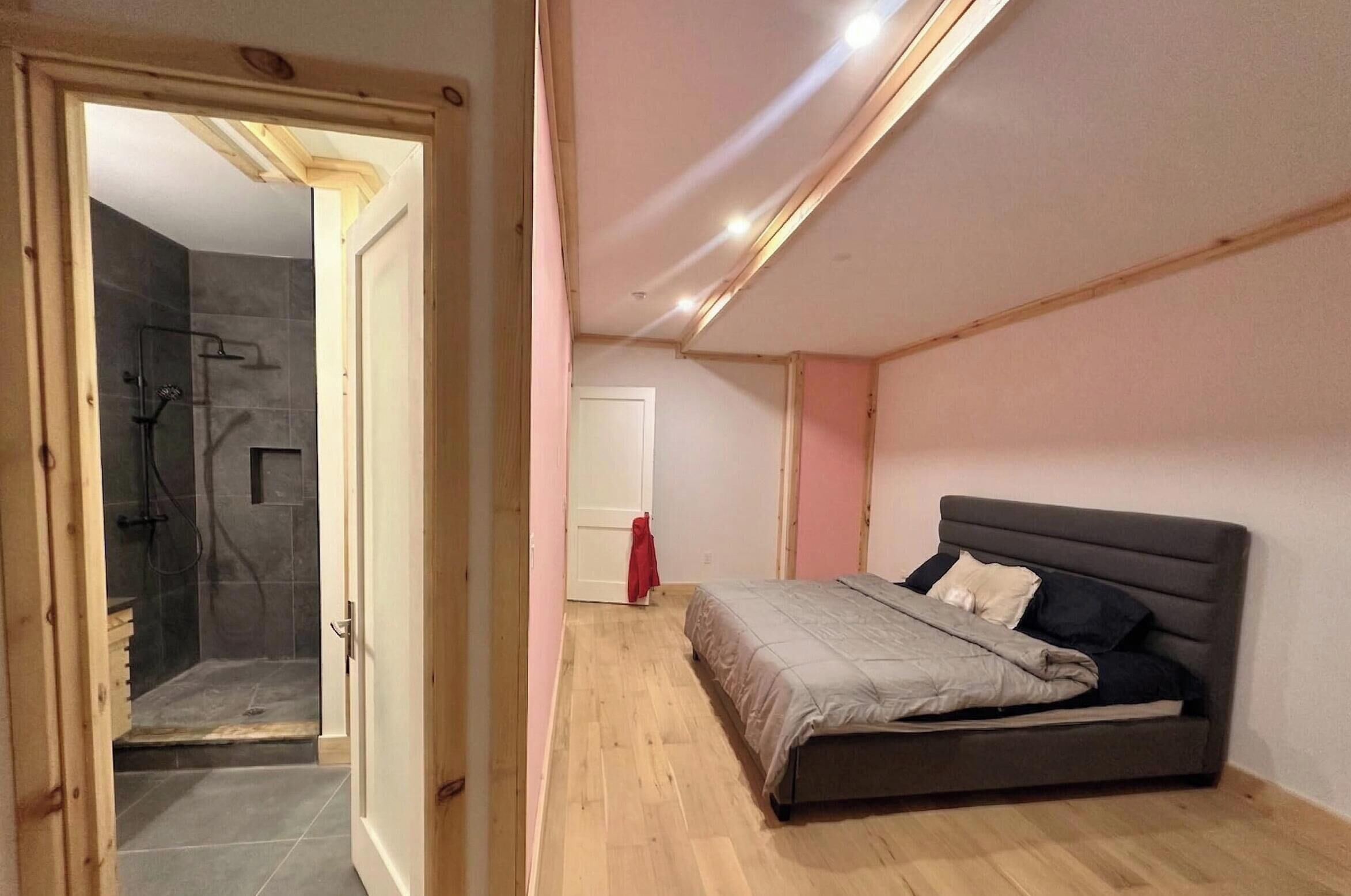 4 bedrooms, free WiFi, bed sheets