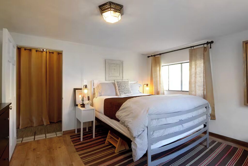 1 bedroom, desk, iron/ironing board, free WiFi