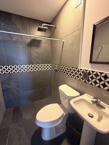 Peaceful Guesthouse | Private Room in Coyoacán 38
