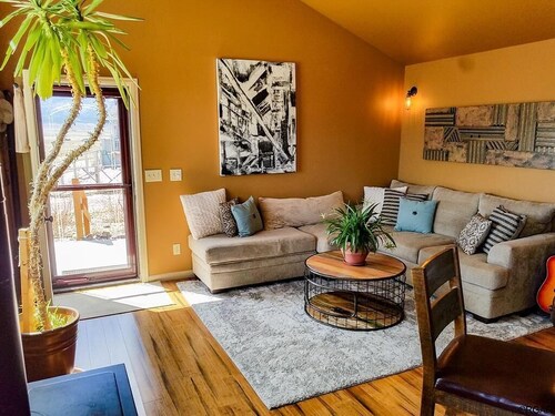 Modern one-bedroom house in peaceful Silver Cliff  Colorado.  Amazing views!