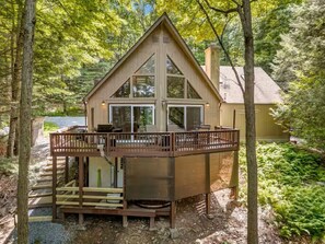 Exterior - Cozy Chalet by Lake Wallenpaupack w- HotTub (Greentown)
