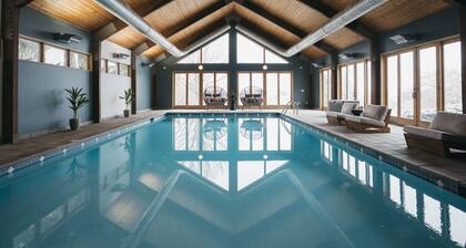 Luxury Lakeview Estate w/ Indoor Pool & Golf Sim