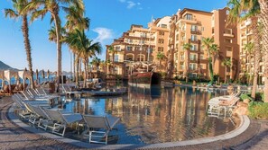 Marina - Beachfront Cabo Escape at Villa del Arco with Pools, Spa & Walkable Location (Cabo San Lucas)