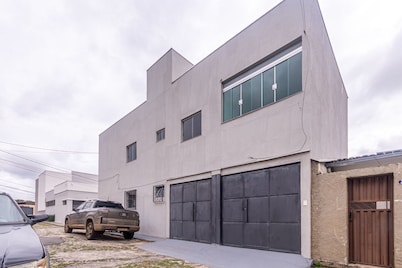 Apto Para 8 Pessoas com Garagem e Churrasqueira