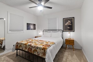 3 bedrooms, iron/ironing board, free WiFi, bed sheets