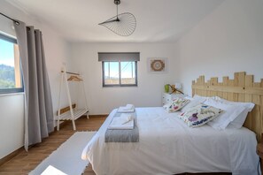 Accès Internet, draps fournis