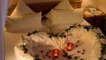 Double Room, Balcony, Mountain View | Premium bedding, memory foam beds, free WiFi, bed sheets