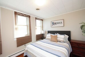7 bedrooms, iron/ironing board, WiFi, bed sheets