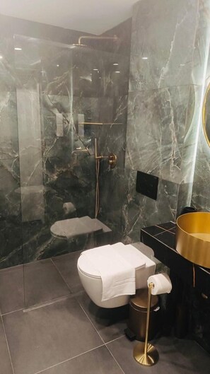 Bathroom - La Maltese Boutique Limassol (Limassol)