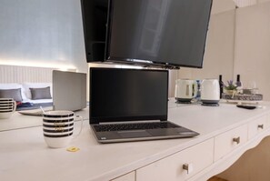 Interior - La Maltese Boutique Limassol (Limassol)