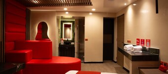 Bora Bora Suites & Villas