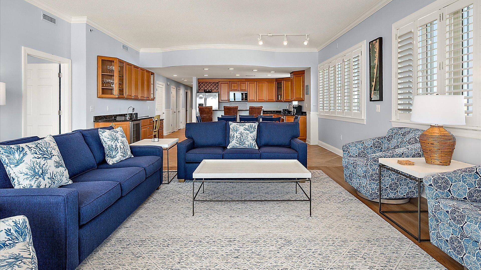 Smart TV, fireplace, DVD player, books
