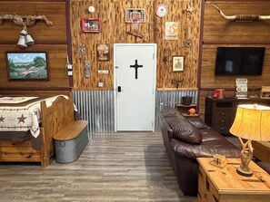 Room - BNB in the Texas Hill Country (Dripping Springs)