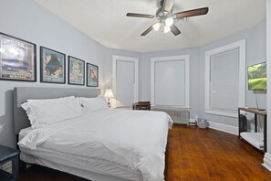 3 bedrooms, iron/ironing board, free WiFi, bed sheets - The Loft Boutique Stay in Downtown Anderson (Anderson)