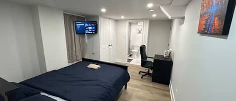 1 bedroom, desk, iron/ironing board, free WiFi