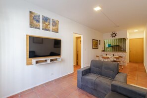 Apartment - Apto p 6 Pessoas a 400m da Praia das Pitangueiras (Guarujá)